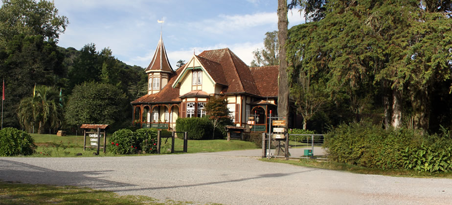 castelinho caracol gramado