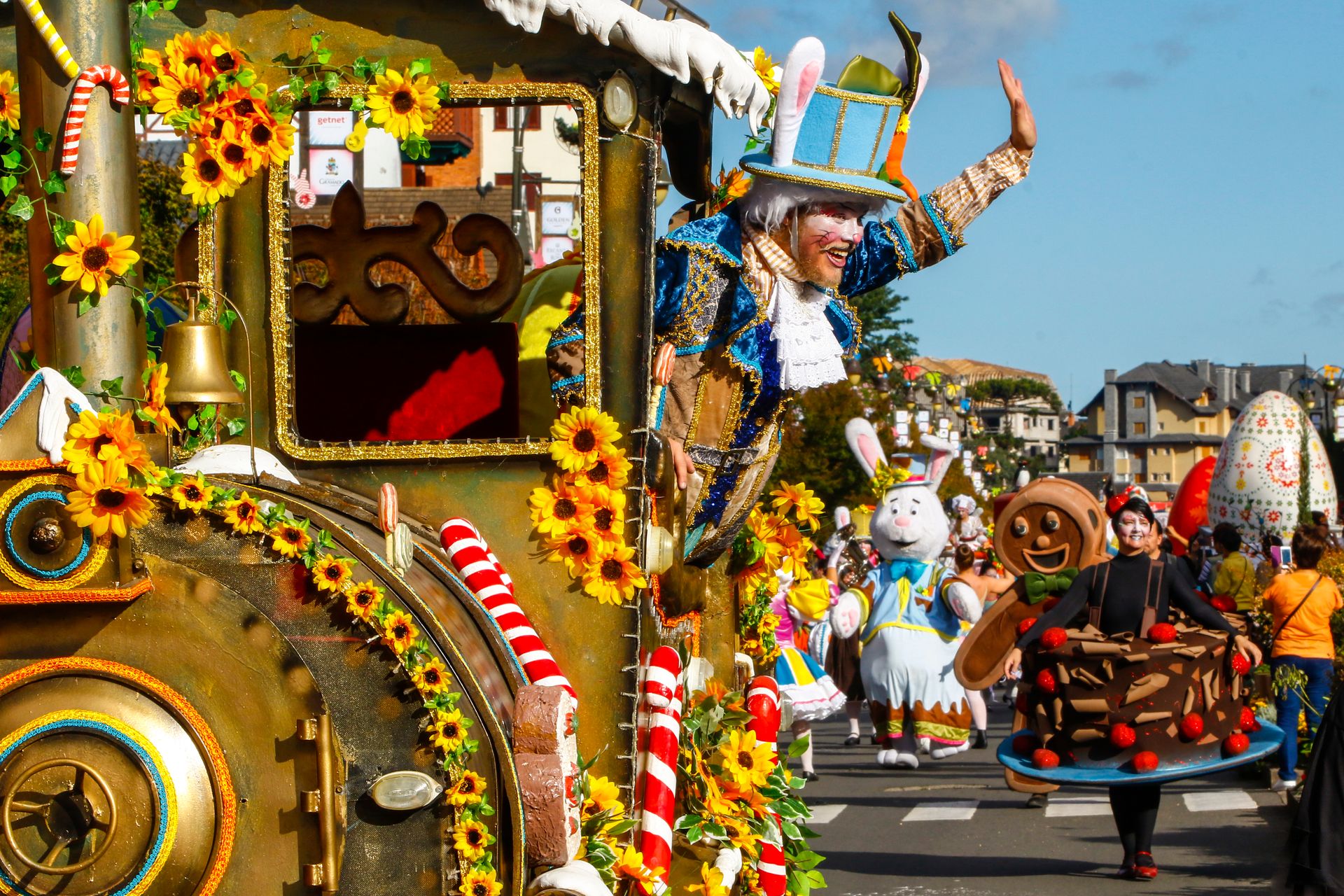Desfile da Choco Páscoa em Gramado
